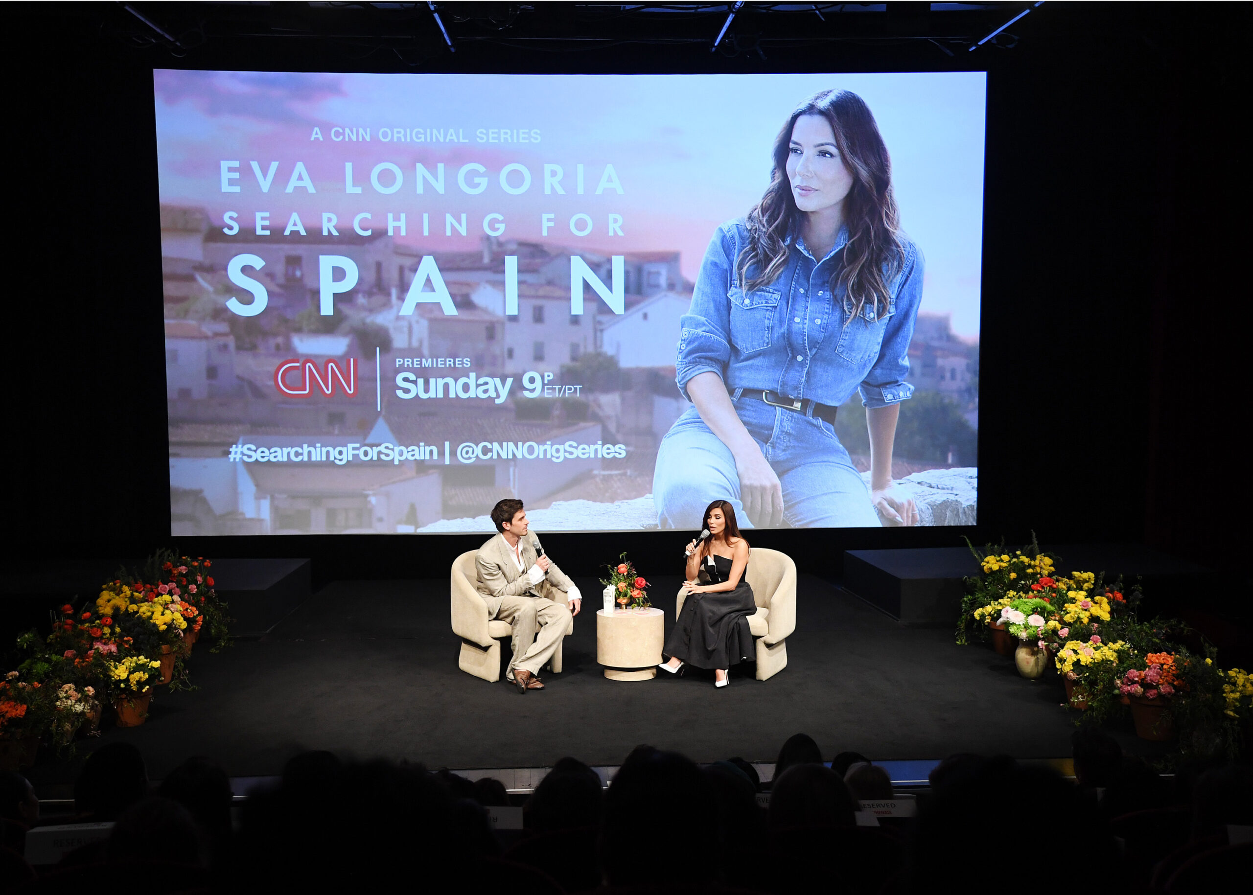 Eva Longoria Searching for Mexico event photo